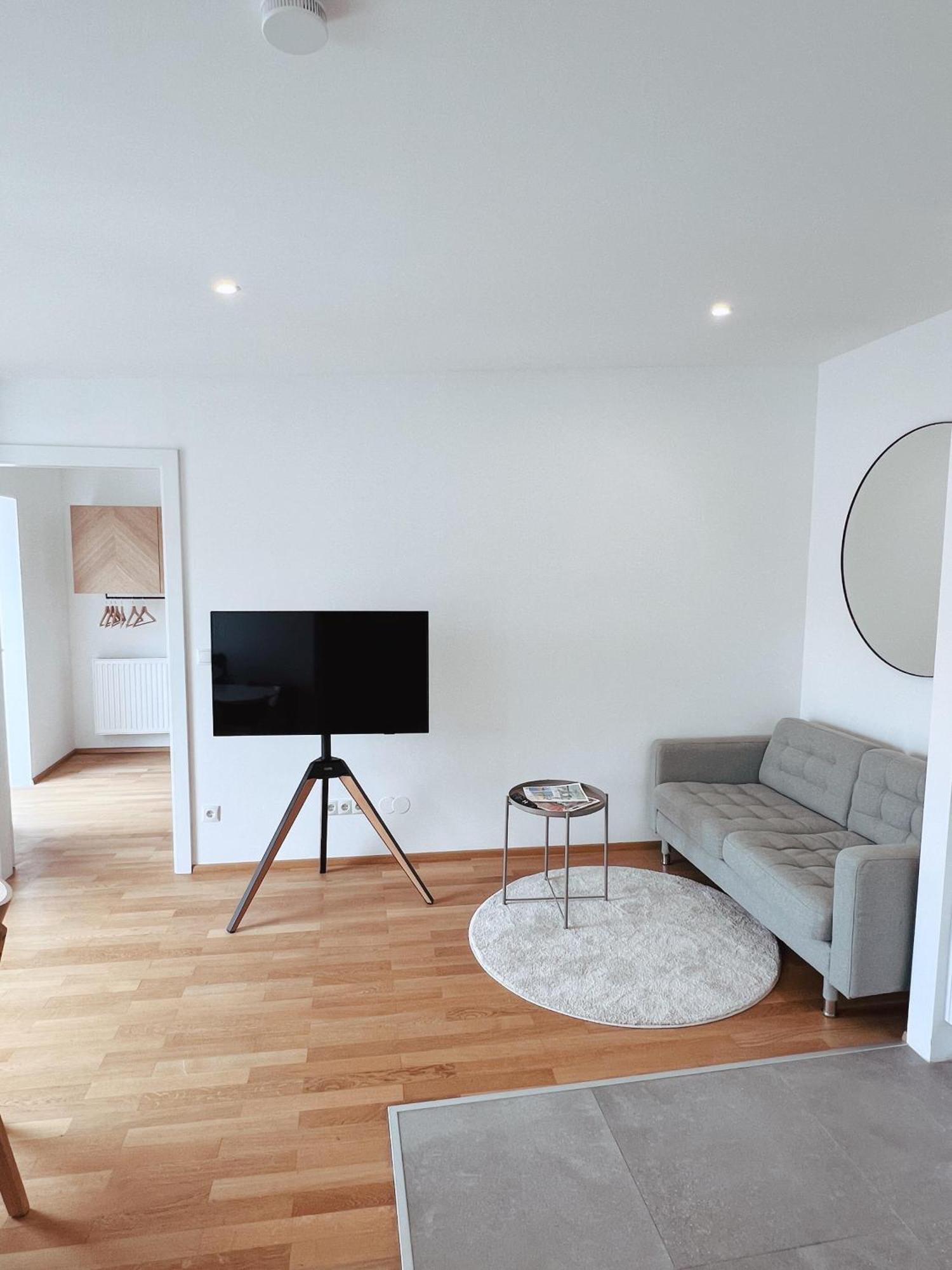 Brunnenmarkt Balcony Apartment Виена Екстериор снимка