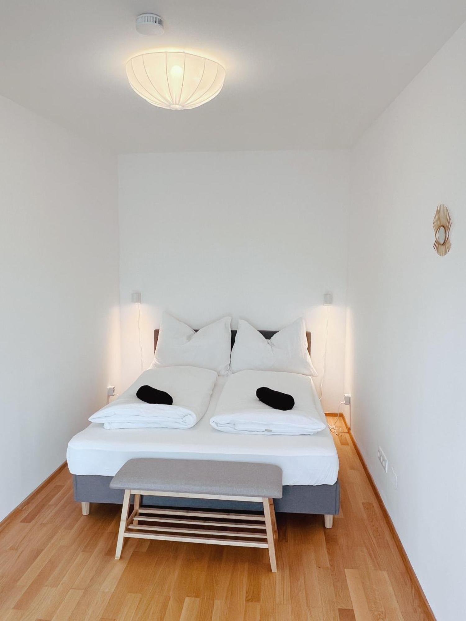 Brunnenmarkt Balcony Apartment Виена Екстериор снимка